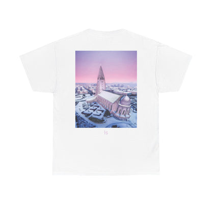 Tee-shirt Mura Ís, inspiré de l'Islande — porté