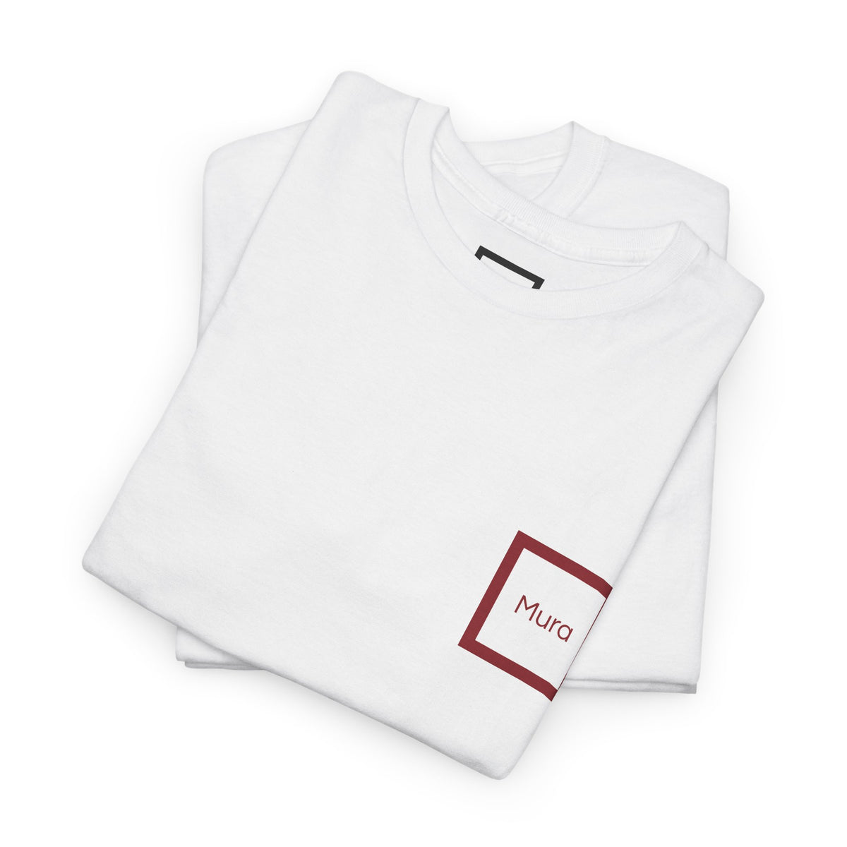 Tee-shirt blanc Mura, œuvre La colère se véhicule — porté