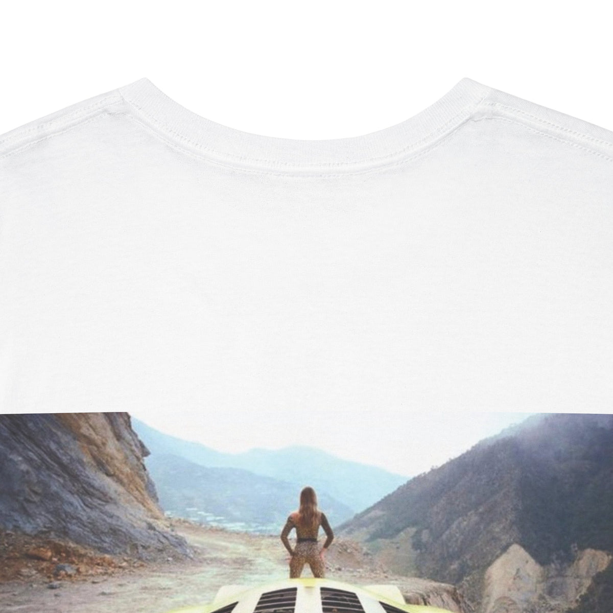 Tee-shirt Mura Rainer W. Schlegelmilch, concept-car des années 1970 — porté
