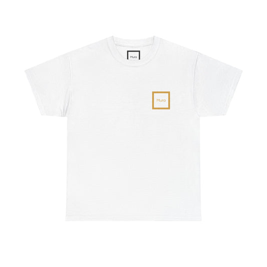 Tee-shirt Mura Heimat, inspiré de la Suisse — porté