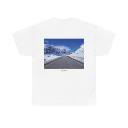 Tee-shirt Mura Løve, inspiré de la Norvège — porté