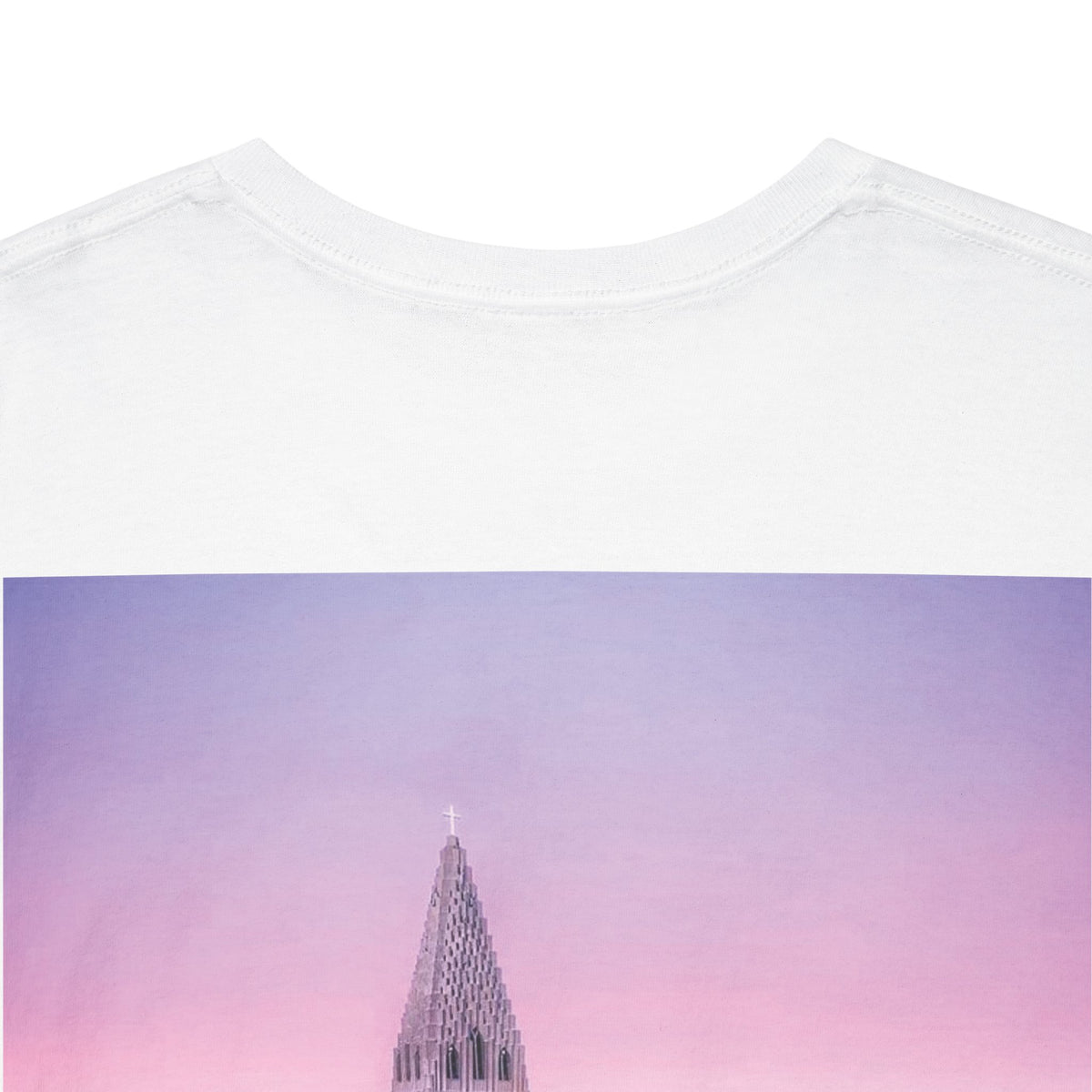 Tee-shirt Mura Ís, inspiré de l'Islande — porté