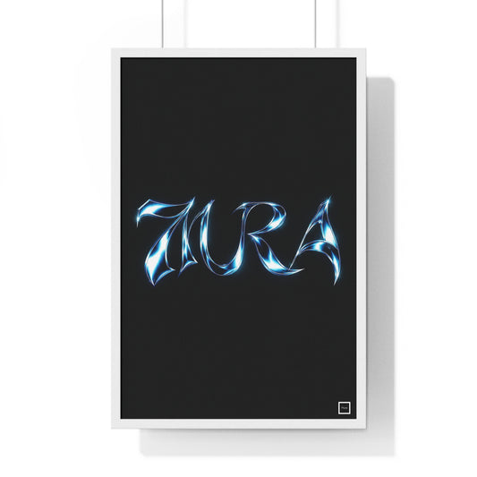 Poster encadré 7URA de Mura : lettres chromées bleu glacier sur fond noir