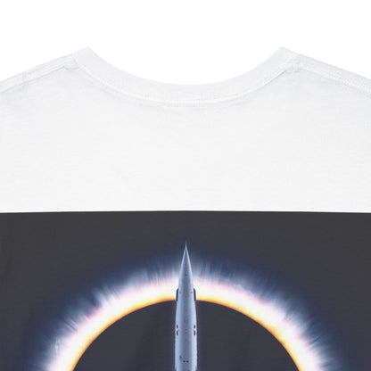 Tee-shirt Mura Concorde, inspiré du supersonique français — porté