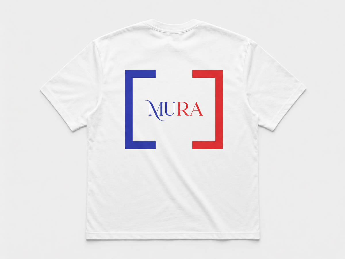 Tee-shirt blanc Mura au logo encadré rouge et bleu